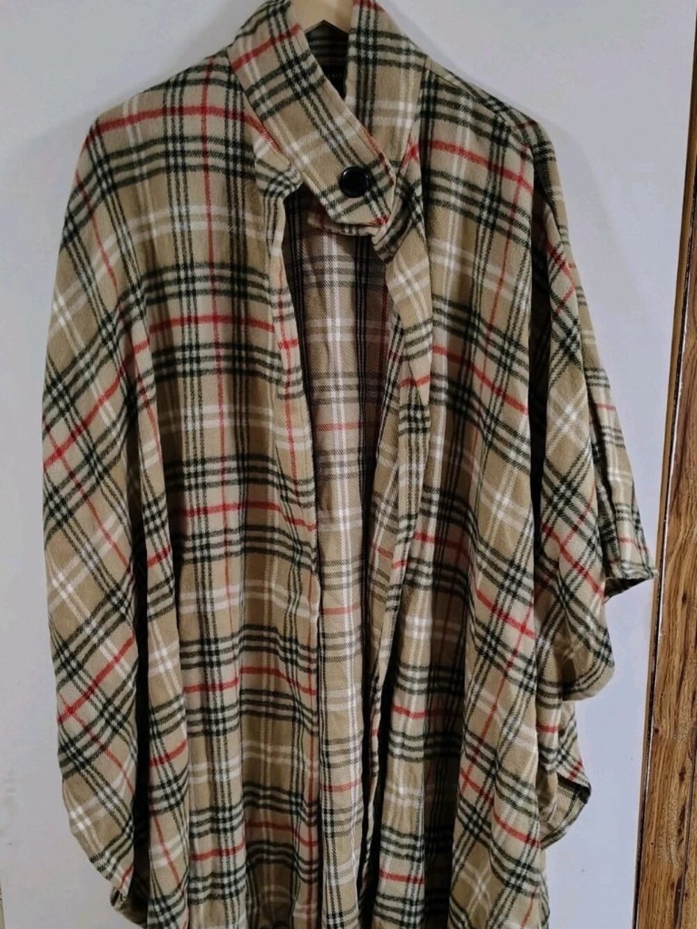 VTG Specialty House Plaid Cape Poncho Acrylic Tan Red OS